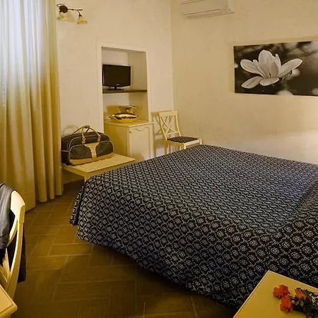 Corallo Hotel 3*