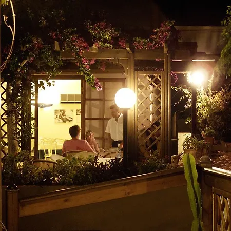 Отель Corallo 3*