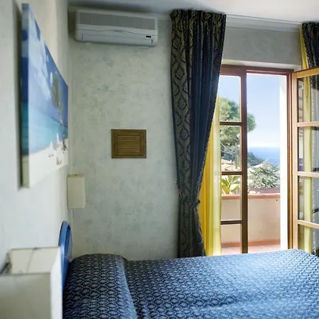 Hotell Corallo 3*