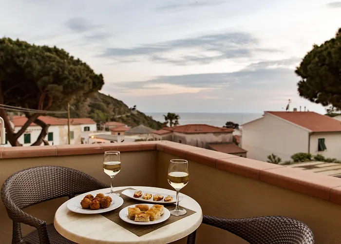 Corallo Отель Помонте