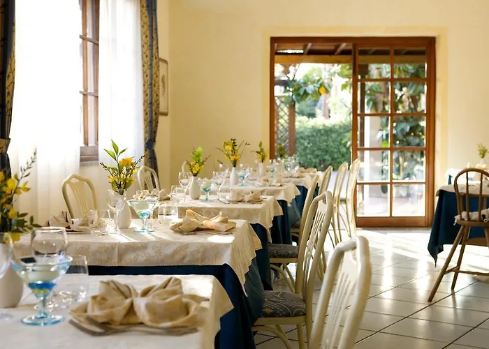 Corallo Szálloda Pomonte