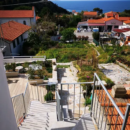 Corallo Hotel Pomonte (Livorno)