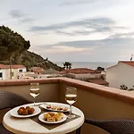 Corallo Hotel Pomonte